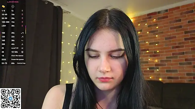 EnricaElis online show from December 16, 2025, 8:03 pm