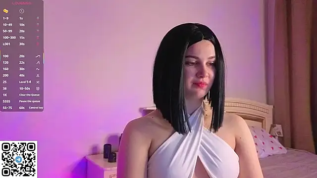 EnricaElis online show from February 13, 2026, 8:05 pm