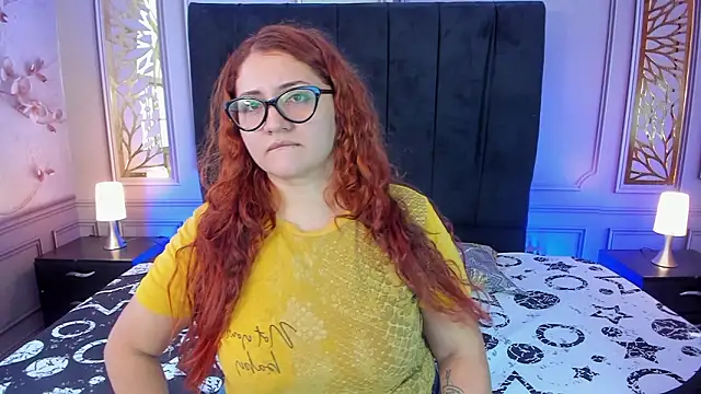 mishell lovely online show from February 20, 2026, 12:38 pm