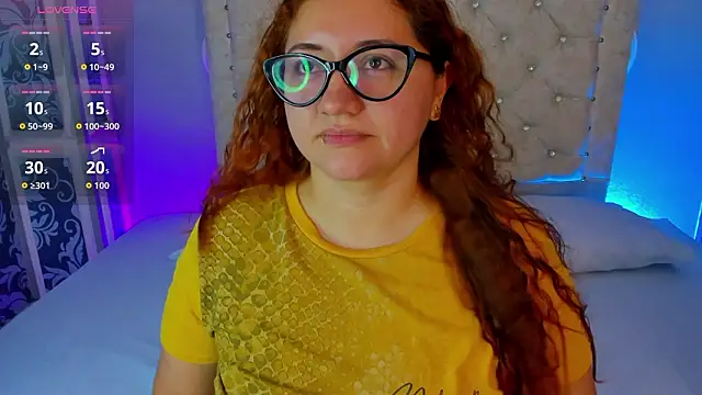 mishell lovely online show from March 4, 2026, 12:11 pm