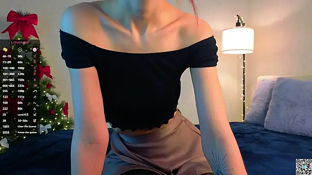 FloraNesli online show from January 9, 2026, 6:16 am