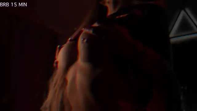 Snapshot of Alvuwkaa chatting on May 18, 2026, 7:25 am Alvuwkaa online show from May 18, 2026, 7:25 am