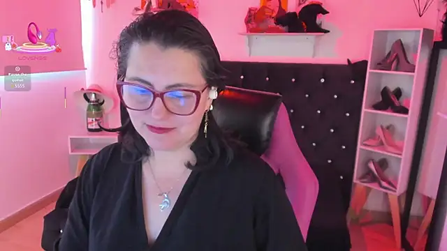 D Martii online show from October 3, 2025, 12:46 pm