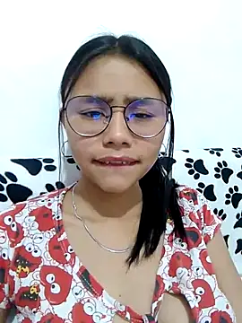 SofieLove 01 online show from April 1, 2026, 8:06 pm