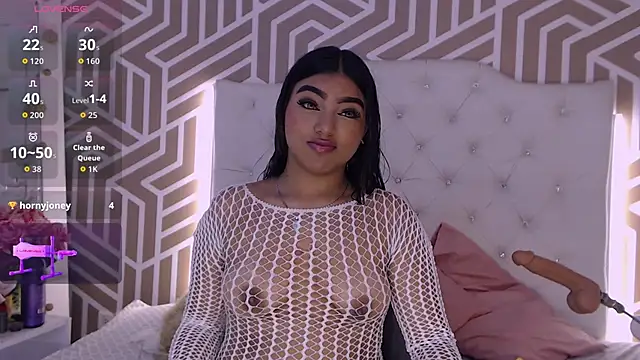 MariyaNovaki online show from October 9, 2025, 1:09 pm