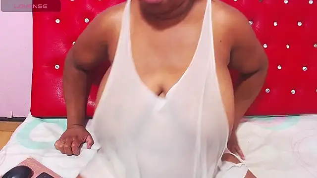 wonderfuldiana online show from December 13, 2025, 10:26 pm