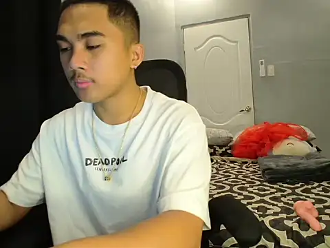 pinoyAdrianneXXX online show from October 4, 2025, 1:14 am