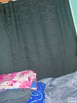 EVAH LEE  online show from April 9, 2026, 1:49 am