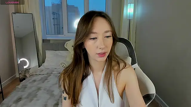 Miche1le Allenne online show from March 28, 2026, 1:05 am