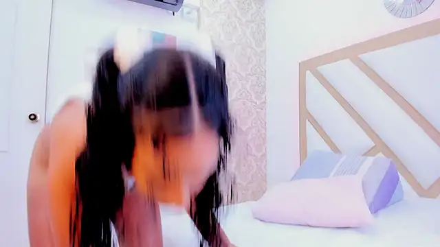 Amber-Sweett online show from September 14, 2025, 10:31 pm