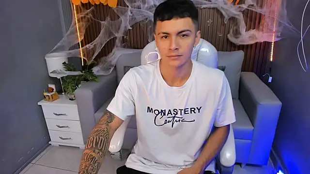 Leo santoro online show from October 20, 2025, 12:27 pm