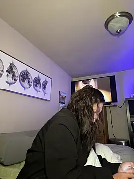 petalsexy online show from November 3, 2025, 5:58 pm