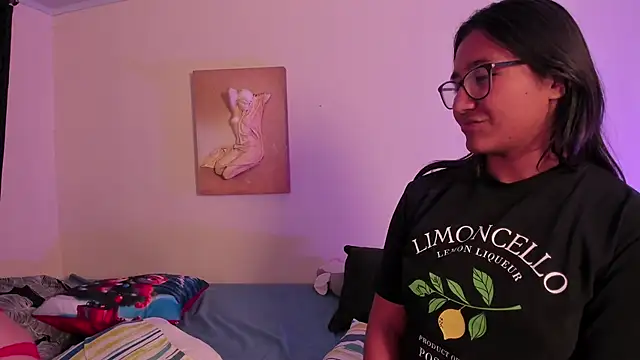 CrazyCakes  online show from November 25, 2025, 2:55 am