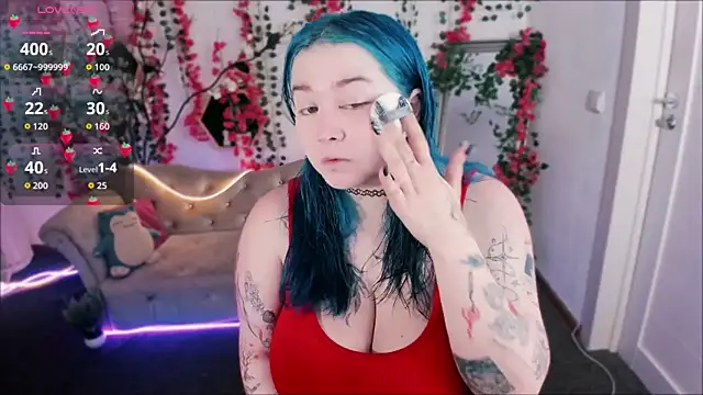 Mira Fyre online show from November 7, 2025, 8:20 pm