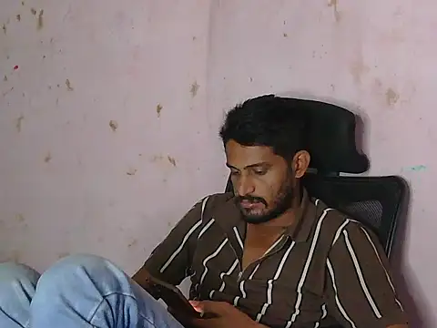 krishjaat43 online show from March 12, 2026, 1:01 am