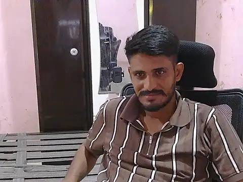 krishjaat43 online show from April 17, 2026, 11:57 am