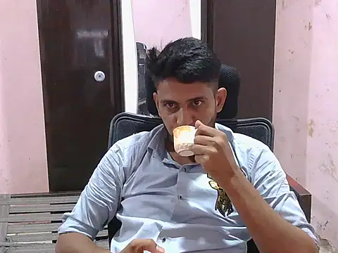 krishjaat43 online show from April 19, 2026, 3:00 pm