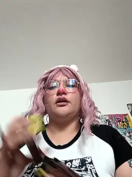 XxGreenGoodxX online show from October 12, 2025, 7:35 pm