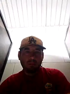 Snapshot of Lujor chatting on July 19, 2026, 6:44 pm Lujor online show from July 19, 2026, 6:44 pm