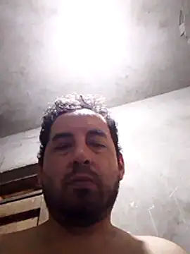 Snapshot of Lujor chatting on July 25, 2026, 2:14 pm Lujor online show from July 25, 2026, 2:14 pm