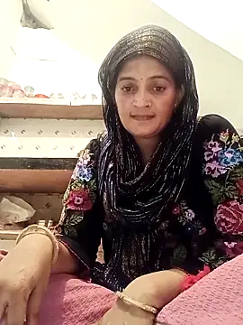 Chhaya hot online show from September 29, 2025, 3:17 pm