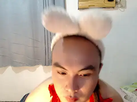 asianayumi online show from April 30, 2026, 12:44 pm