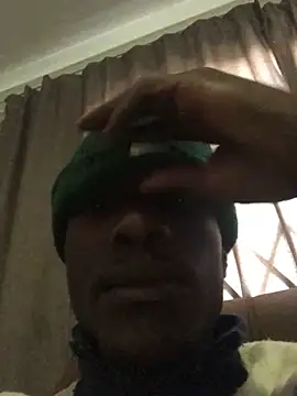 cuminsidebby online show from October 9, 2025, 3:43 pm