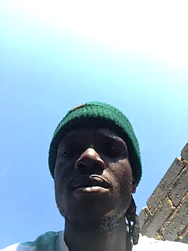 cuminsidebby online show from October 13, 2025, 6:35 am