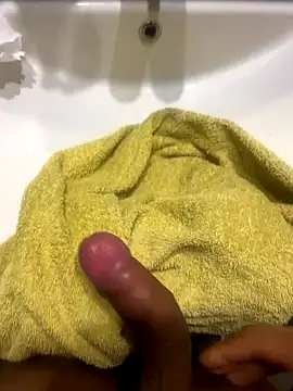 youyou933 online show from October 19, 2025, 11:38 pm