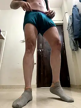 FitNhot sam online show from September 22, 2025, 6:10 pm