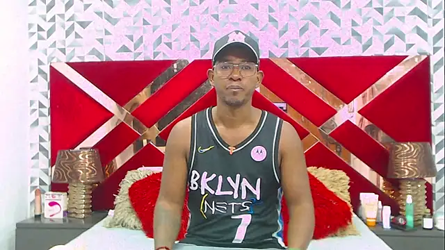 Snapshot of AndyCalifornia1 chatting on June 30, 2026, 1:12 pm AndyCalifornia1 online show from June 30, 2026, 1:12 pm
