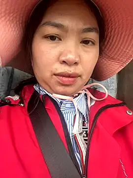 Nhung584 online show from October 16, 2025, 3:40 am