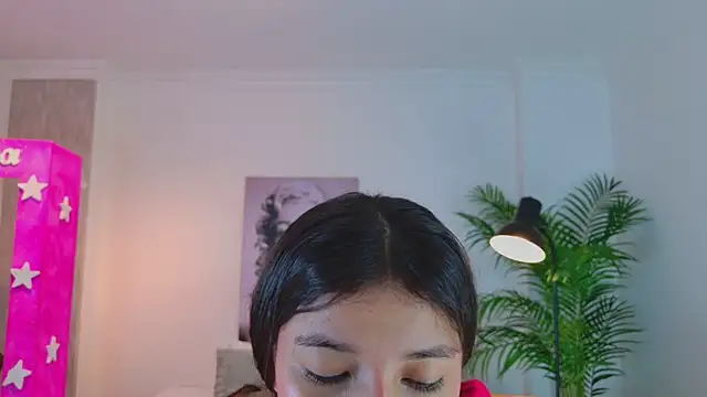 LUNAA    online show from April 21, 2026, 3:35 am