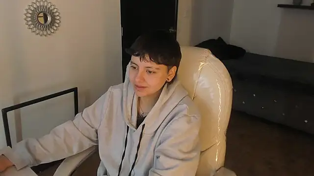 Nathaly ds online show from March 8, 2026, 2:10 pm