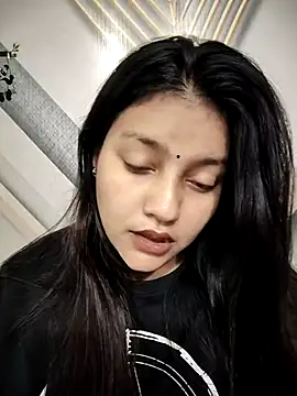 Dipali143143 online show from June 24, 2026, 9:36 pm