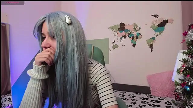 meomeee online show from December 14, 2025, 4:45 pm