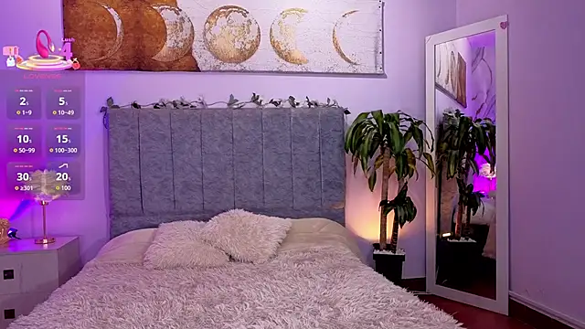 antonellastar24  online show from April 21, 2026, 8:01 pm