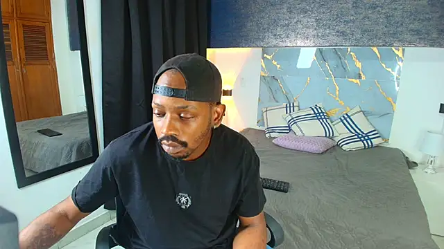 muller asher online show from November 30, 2025, 3:32 am