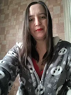 Snapshot of EvelinCutex chatting on February 14, 2026, 8:22 am EvelinCutex online show from February 14, 2026, 8:22 am