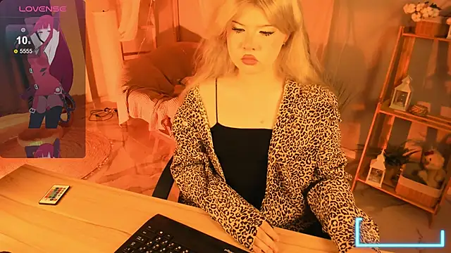 LilithNelson online show from September 11, 2025, 5:57 pm