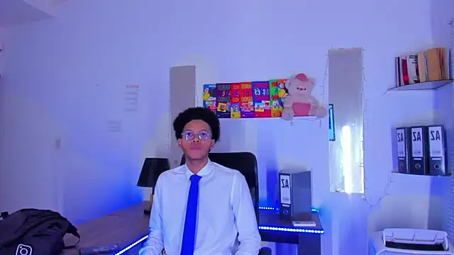 Snapshot of DEAMOL chatting on November 14, 2025, 6:39 pm DEAMOL online show from November 14, 2025, 6:39 pm