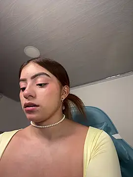 Melissa coll online show from May 12, 2026, 11:13 pm