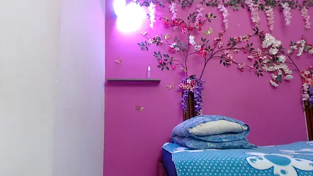 Snapshot of skinnybarbie022 chatting on June 4, 2026, 12:27 am skinnybarbie022 online show from June 4, 2026, 12:27 am