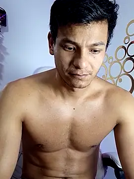 Valois2025 online show from October 15, 2025, 11:54 am