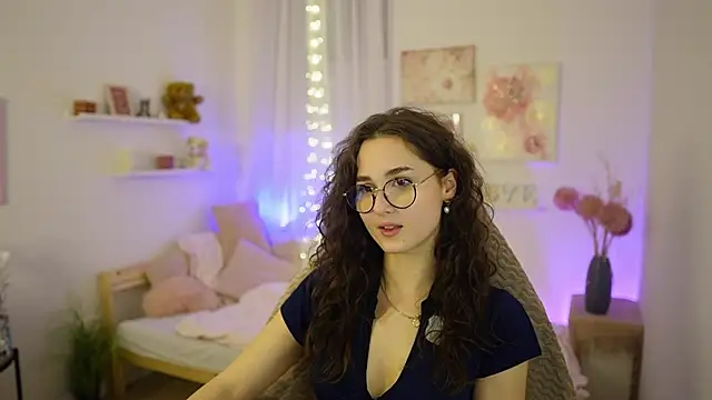 Annita Grey online show from February 8, 2026, 7:39 pm