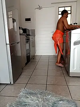 Sweetbxxx24 online show from September 10, 2025, 9:09 am