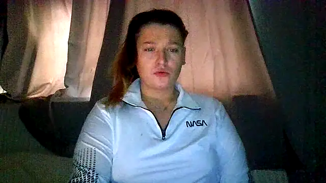 RUBY-ROSE-SWINGS online show from October 23, 2025, 11:09 am