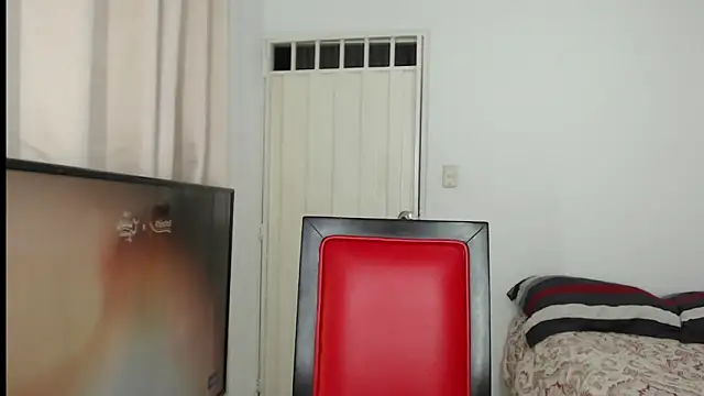 Alex mojica online show from September 13, 2025, 5:07 am