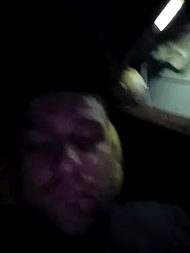 Snapshot of Mumuska chatting on December 4, 2025, 10:29 pm Mumuska online show from December 4, 2025, 10:29 pm