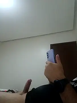 cherlebrow online show from September 12, 2025, 11:54 am